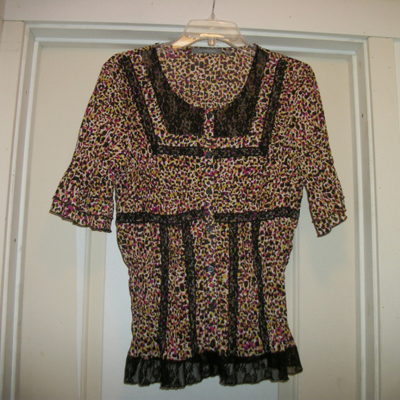 LOVELY MY COLLECTION PLEATED CREPEY LACE BLOUSE LG - Picture 1 of 6